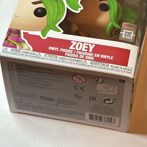 NIB Funko Pop Games #458 Zoey Fortnite Battle Royale Collectible Vinyl Figure - Picture 2 of 7